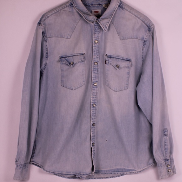 0267-Levi’s Light Wash Denim Western Snap Shirt (Men’s L/XL) - Picture 1 of 10